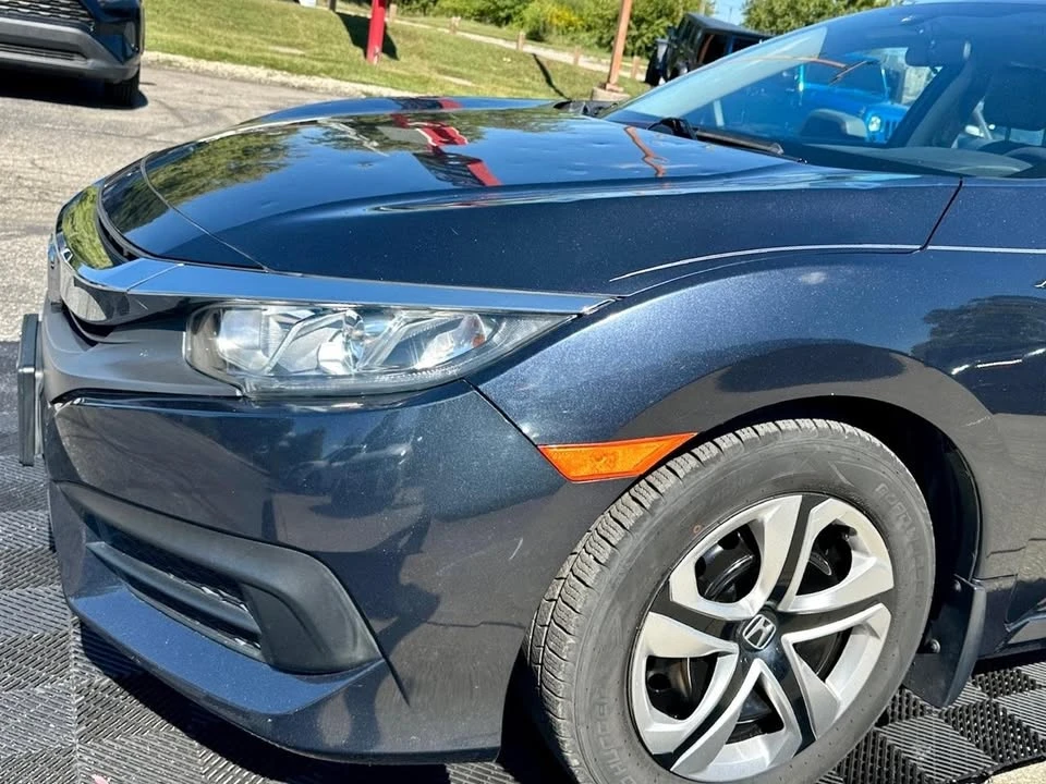 2016 Honda Civic 10th Gen - Image 12 of 19