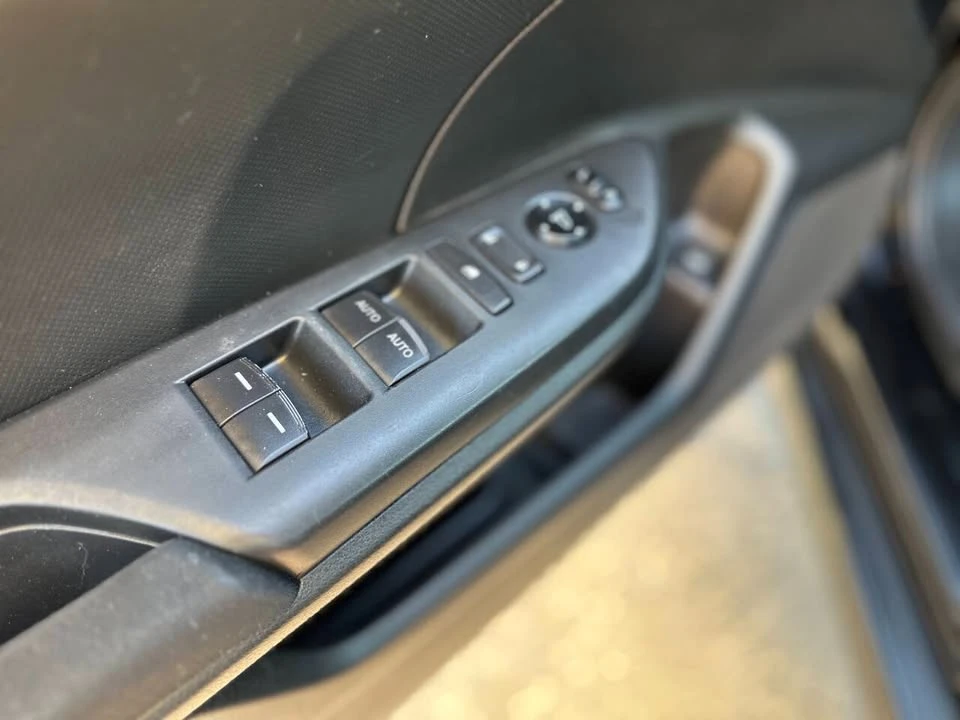 2016 Honda Civic 10th Gen - Image 14 of 20