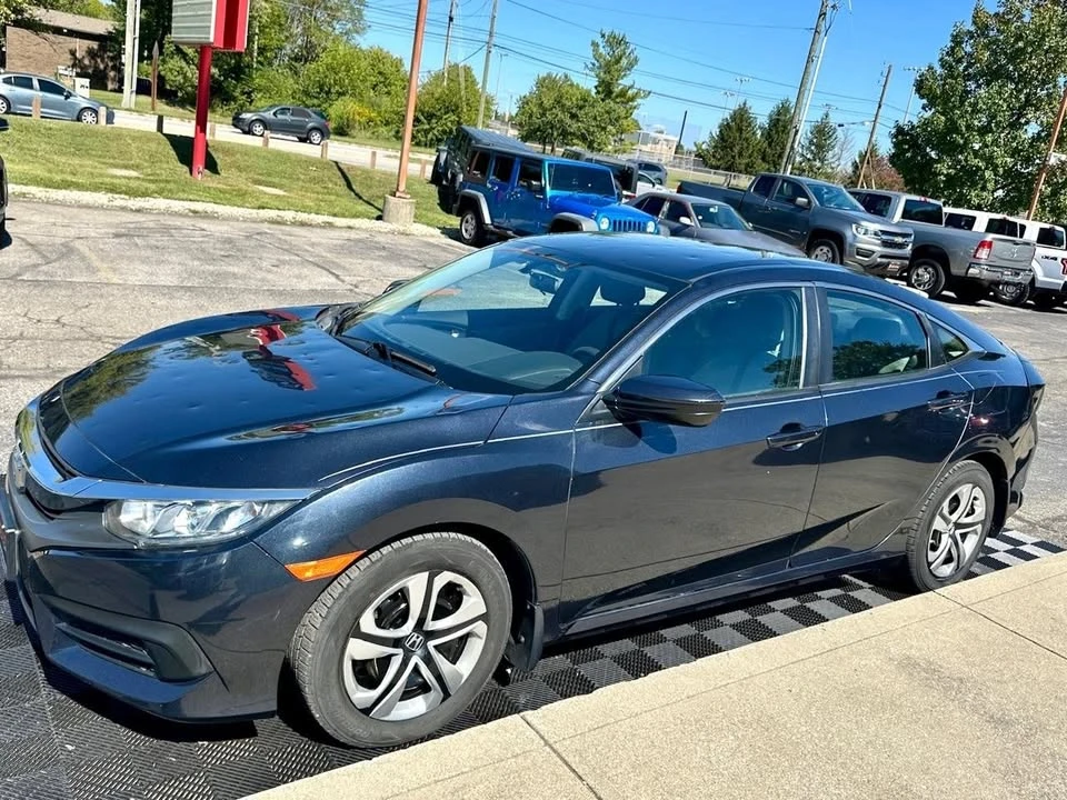 2016 Honda Civic 10th Gen - Image 7 of 19