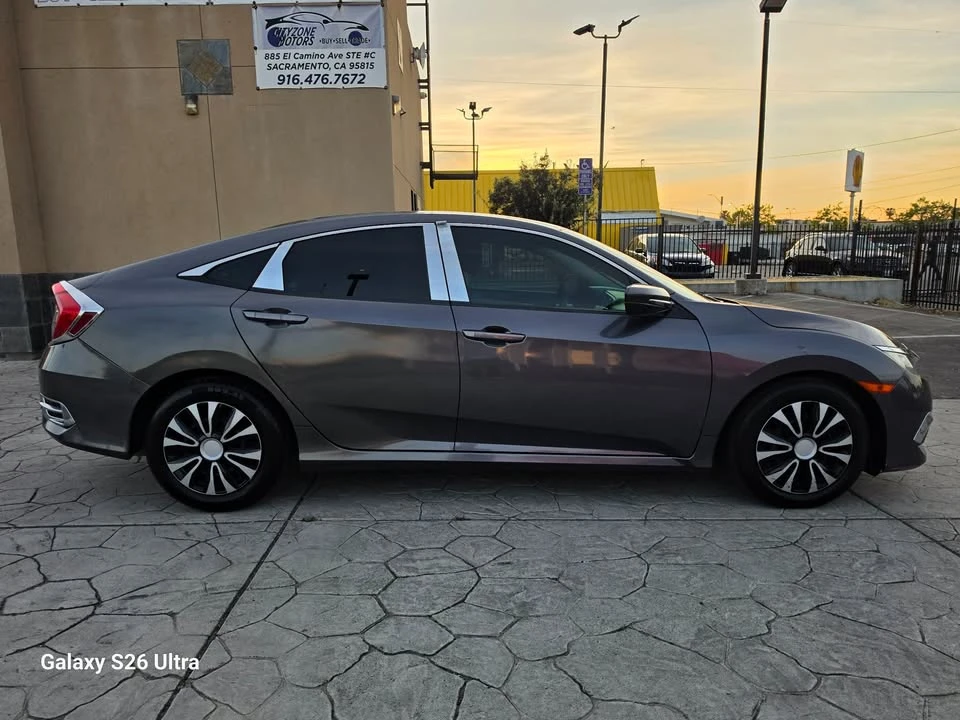 2016 Honda Civic 10th Gen - Image 8 of 19