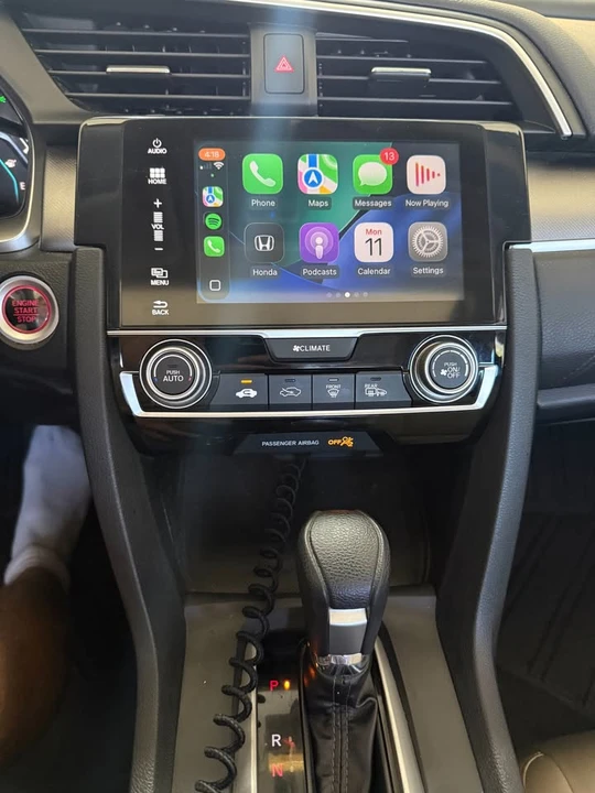 2016 Honda Civic 10th Gen - Image 14 of 15