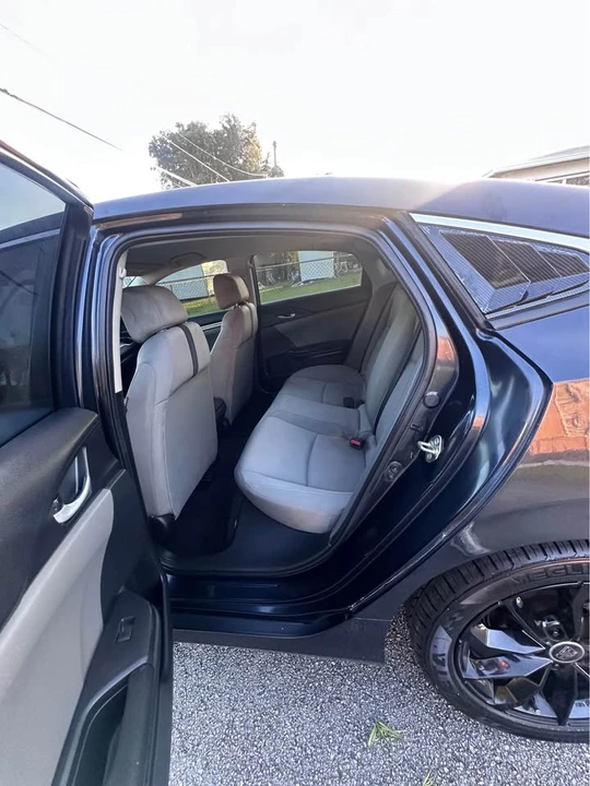 2016 Honda Civic 10th Gen - Image 12 of 16
