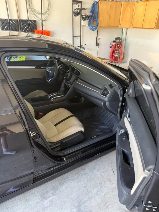 2016 Honda Civic 10th Gen - Image 11 of 15