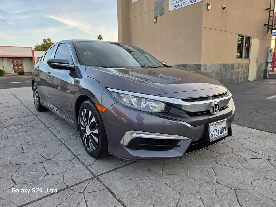 2016 Honda Civic 10th Gen - Image 5 of 19