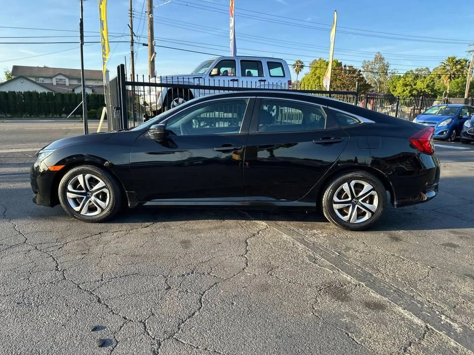 2016 Honda Civic 10th Gen - Image 7 of 20