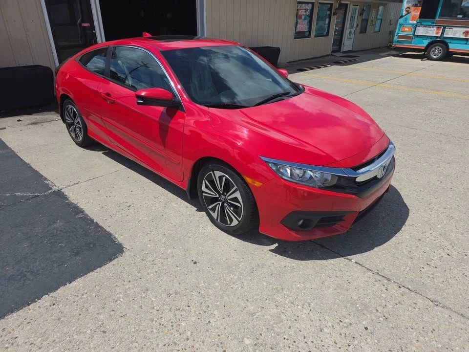 2016 Honda Civic 10th Gen - Image 4 of 11