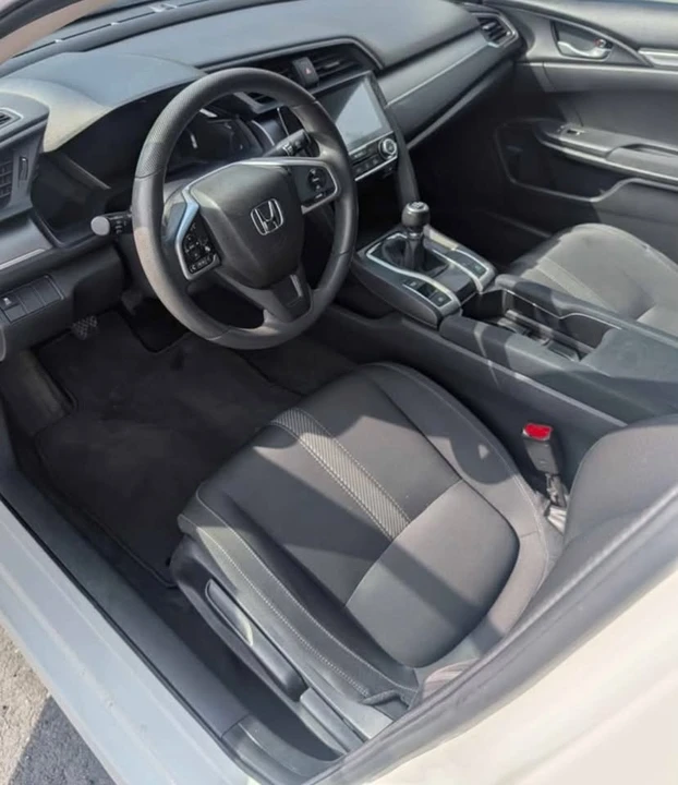 2016 Honda Civic 10th Gen - Image 5 of 5