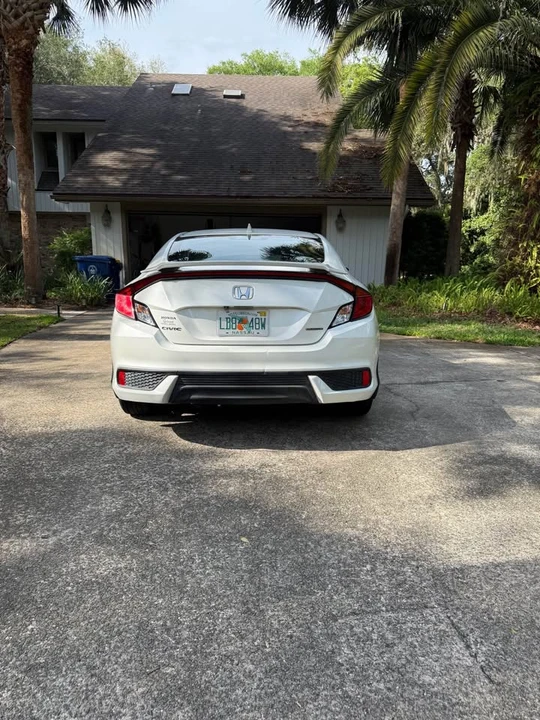 2016 Honda Civic 10th Gen - Image 7 of 18