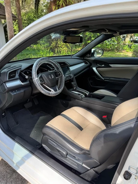 2016 Honda Civic 10th Gen - Image 13 of 18