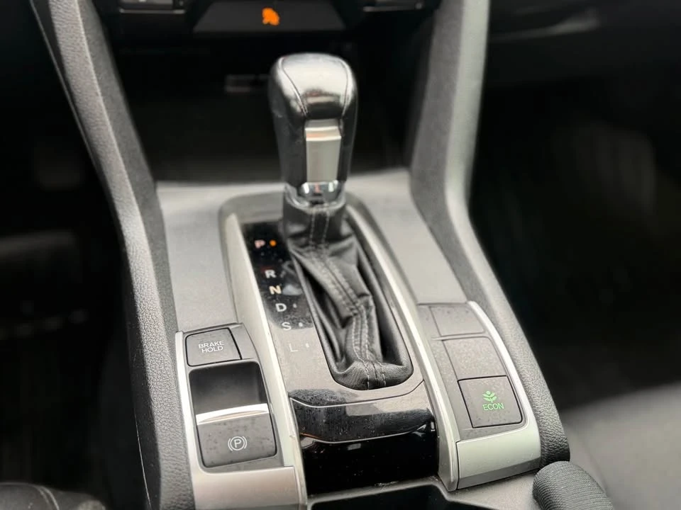 2016 Honda Civic 10th Gen - Image 17 of 19