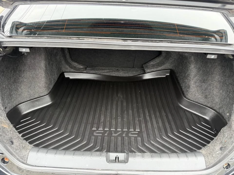 2016 Honda Civic 10th Gen - Image 10 of 19