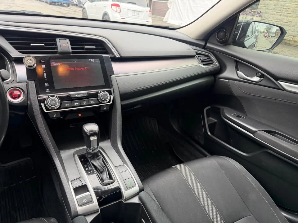 2016 Honda Civic 10th Gen - Image 15 of 19