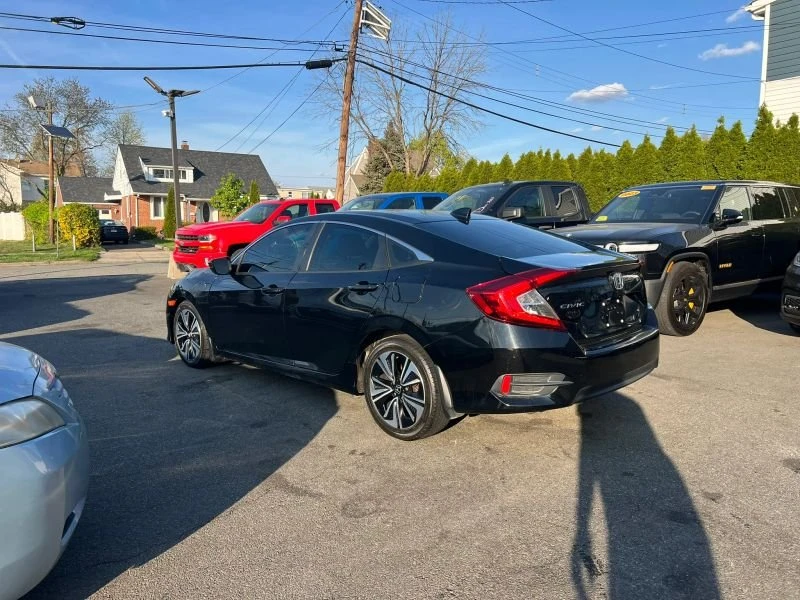 2016 Honda Civic 10th Gen - Image 7 of 19