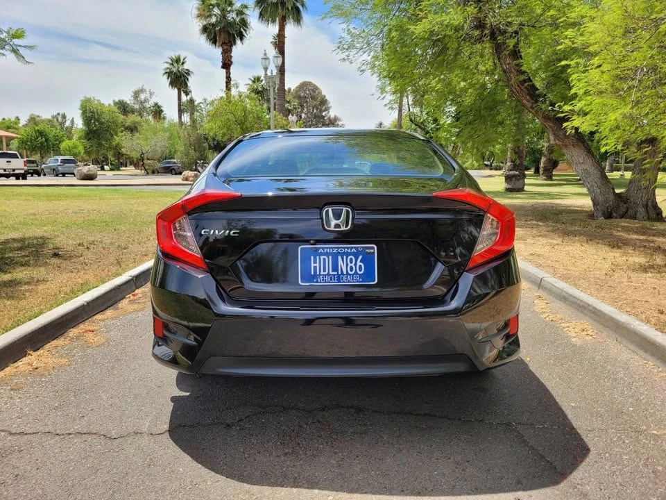 2016 Honda Civic 10th Gen - Image 4 of 17
