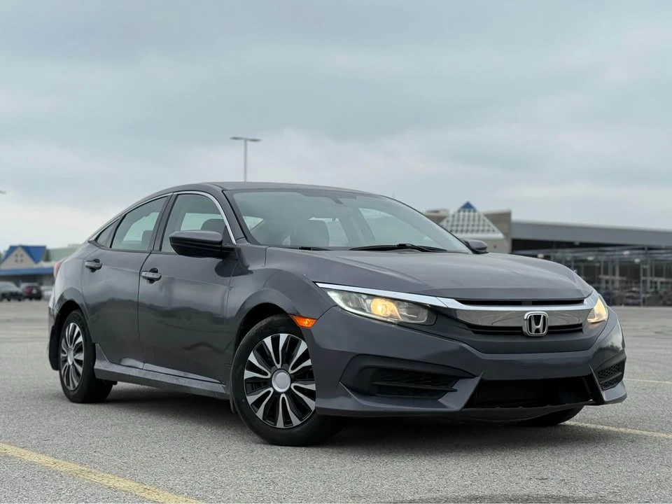 2016 Honda Civic 10th Gen - Image 12 of 13