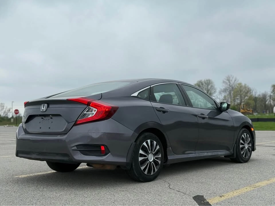 2016 Honda Civic 10th Gen - Image 5 of 13