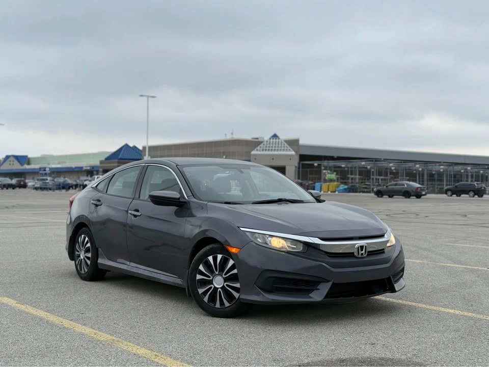 2016 Honda Civic 10th Gen - Image 11 of 13