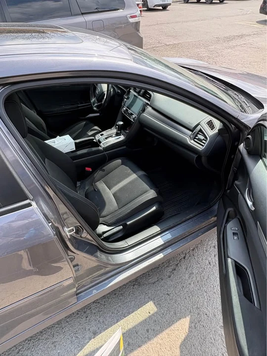 2016 Honda Civic 10th Gen - Image 12 of 20