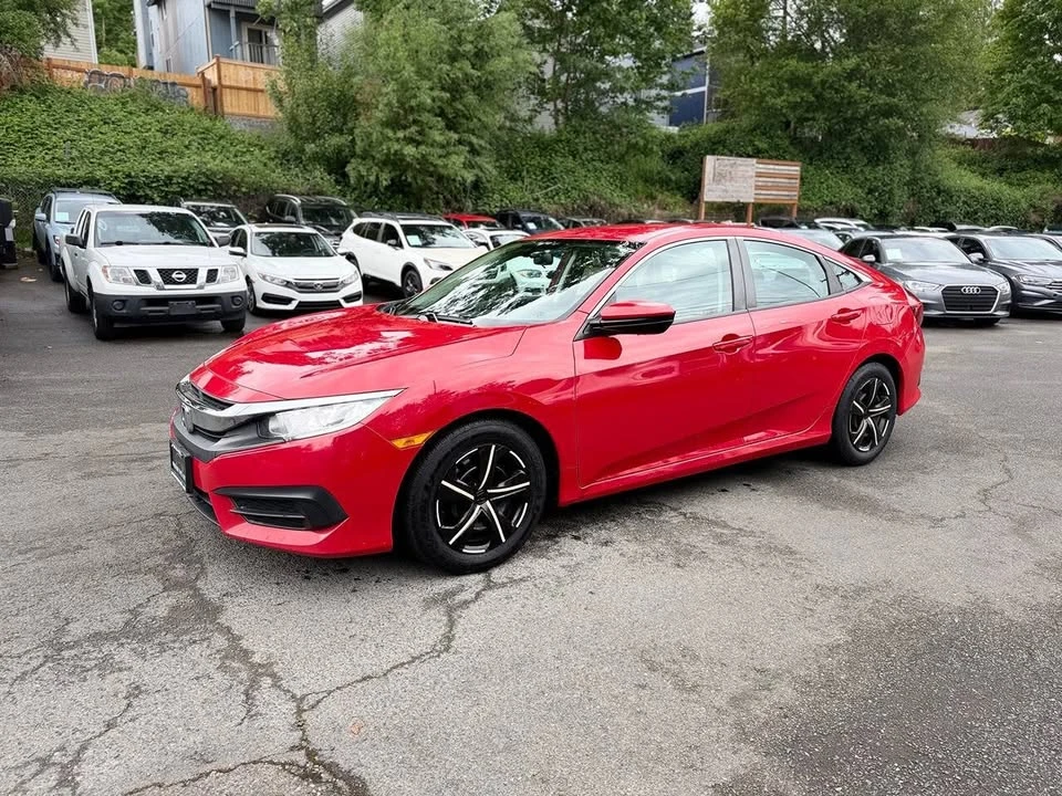 2016 Honda Civic 10th Gen - Image 10 of 20