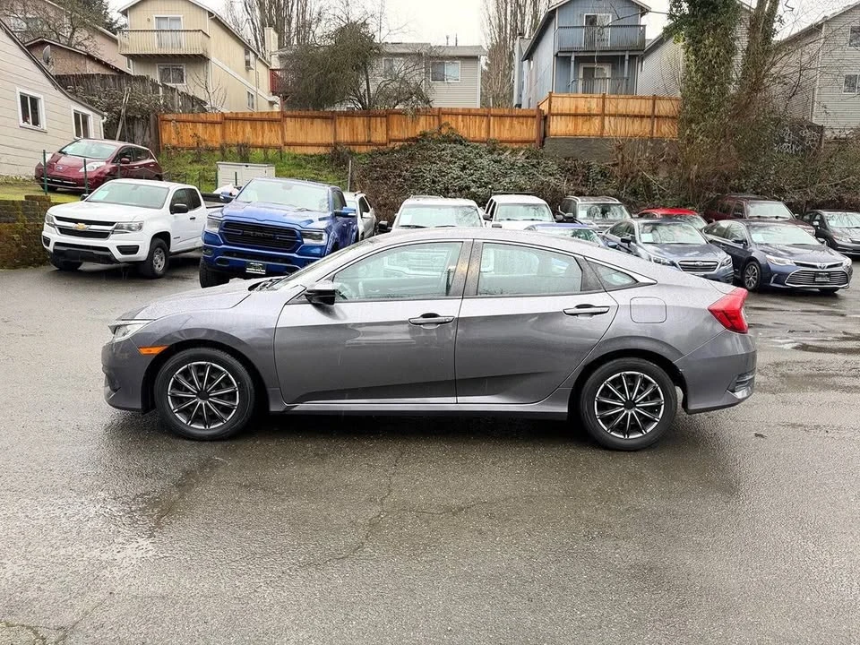 2016 Honda Civic 10th Gen - Image 9 of 20