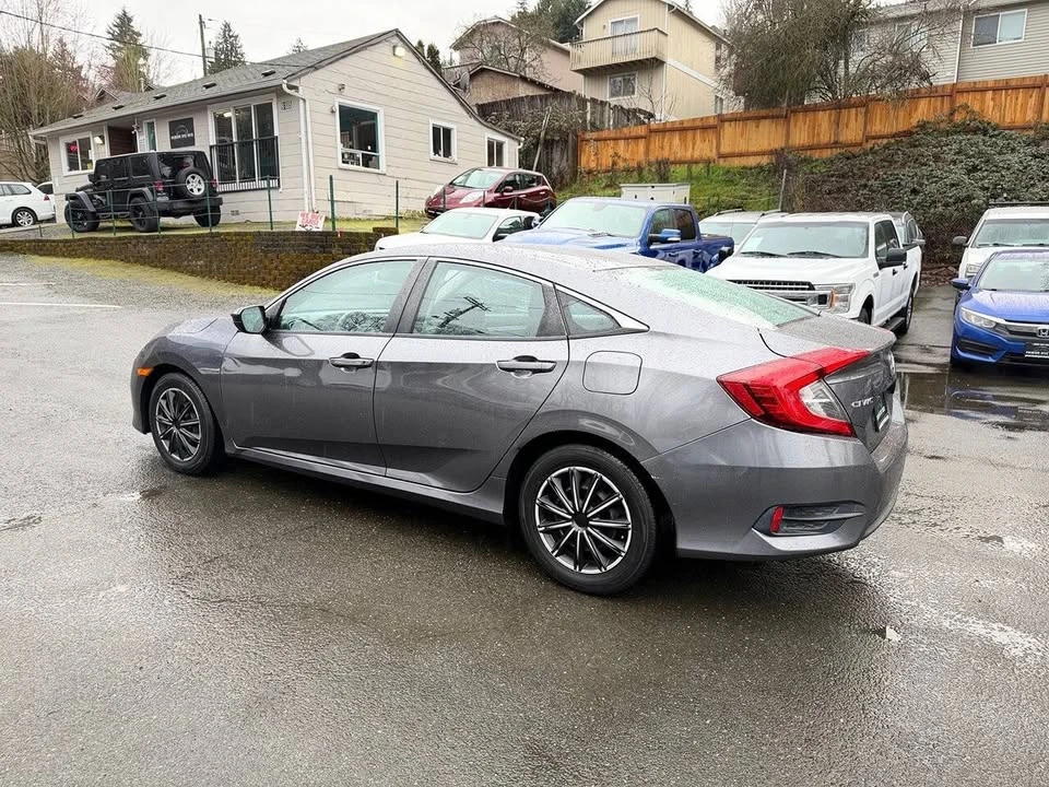 2016 Honda Civic 10th Gen - Image 8 of 20