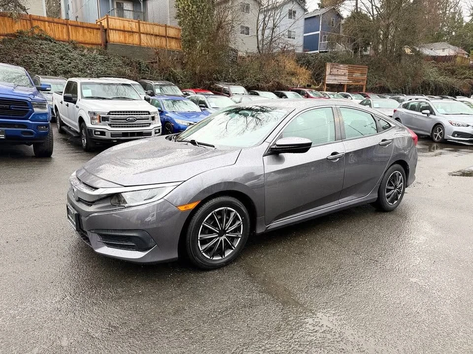 2016 Honda Civic 10th Gen - Image 10 of 20