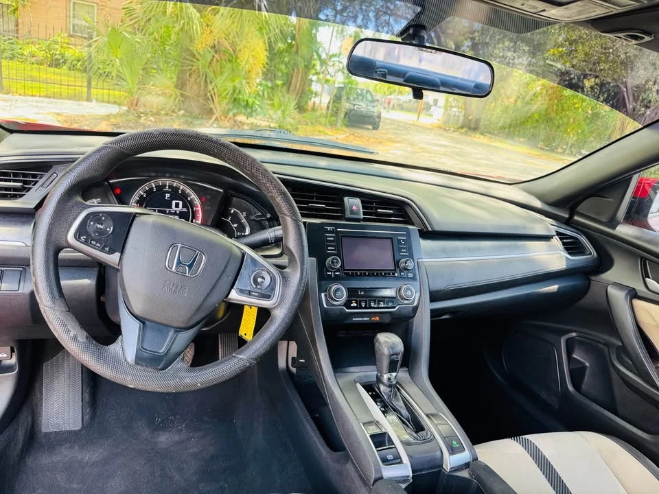 2016 Honda Civic 10th Gen - Image 3 of 3