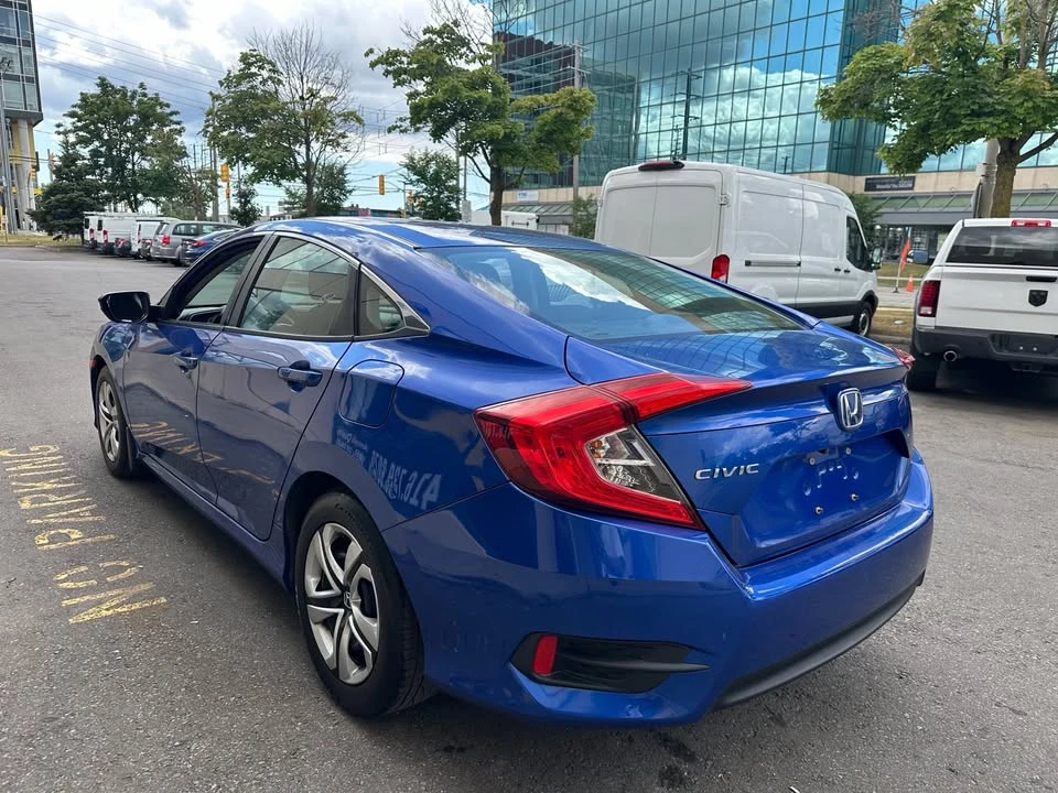 2016 Honda Civic 10th Gen - Image 4 of 16