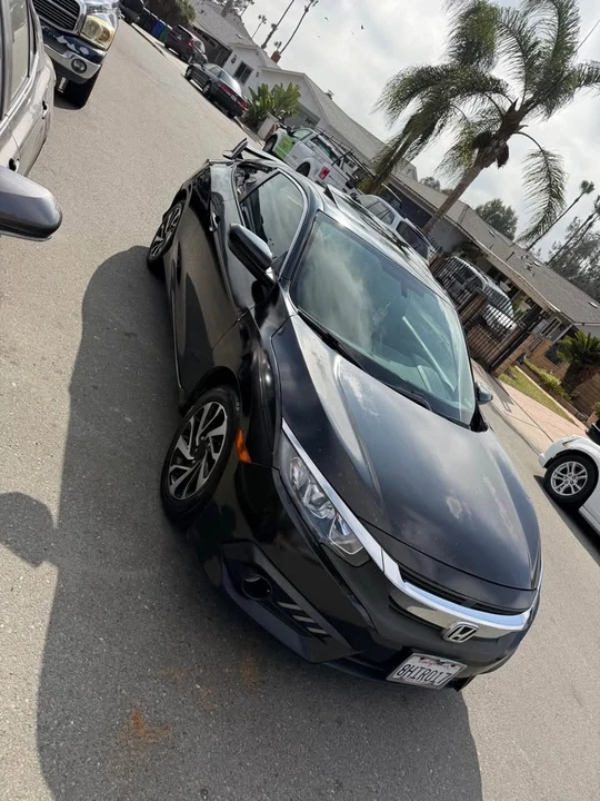2016 Honda Civic 10th Gen - Image 3 of 7
