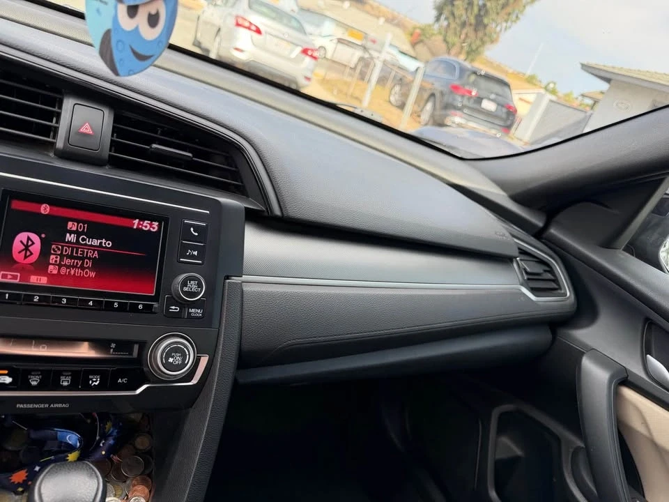 2016 Honda Civic 10th Gen - Image 6 of 7