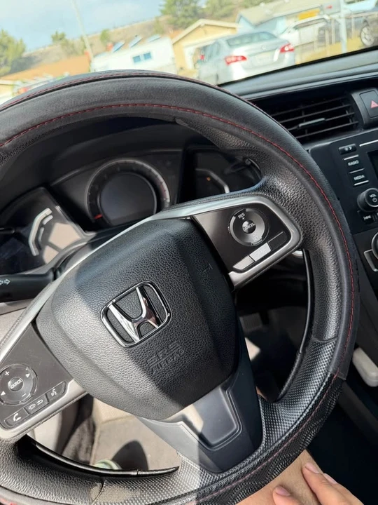 2016 Honda Civic 10th Gen - Image 5 of 7