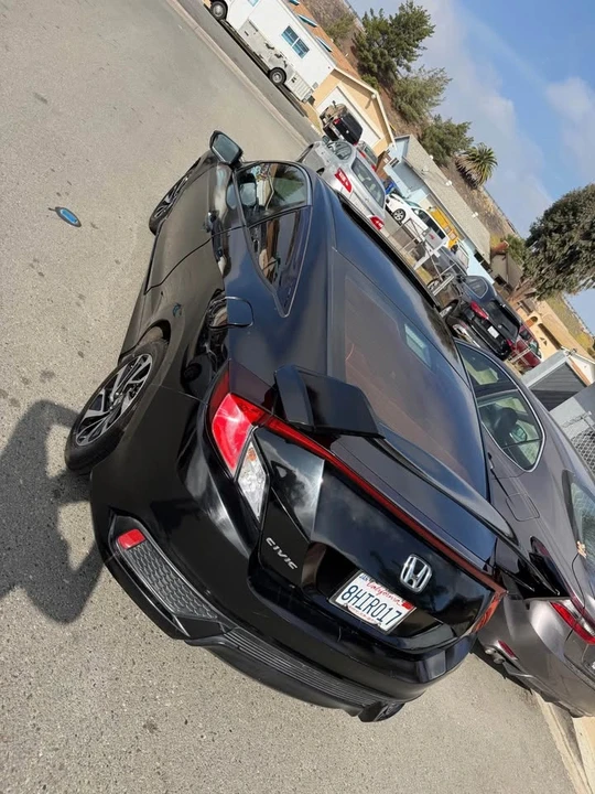 2016 Honda Civic 10th Gen - Image 4 of 7