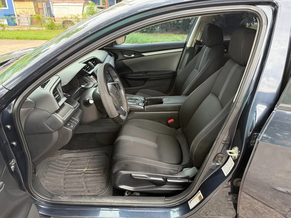 2016 Honda Civic 10th Gen - Image 7 of 11