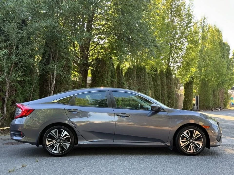 2016 Honda Civic 10th Gen - Image 7 of 17