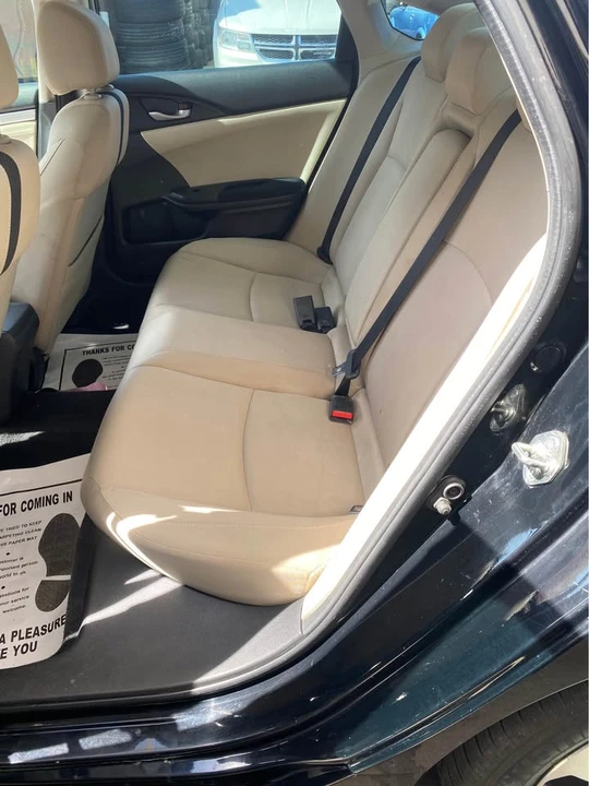 2016 Honda Civic 10th Gen - Image 9 of 11