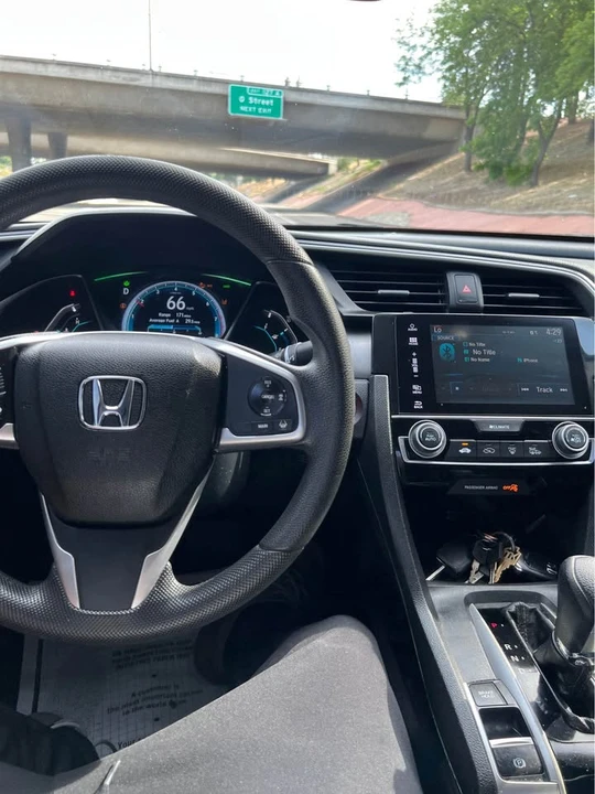 2016 Honda Civic 10th Gen - Image 5 of 8