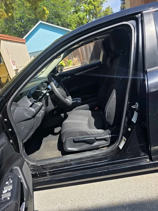 2016 Honda Civic 10th Gen - Image 11 of 18