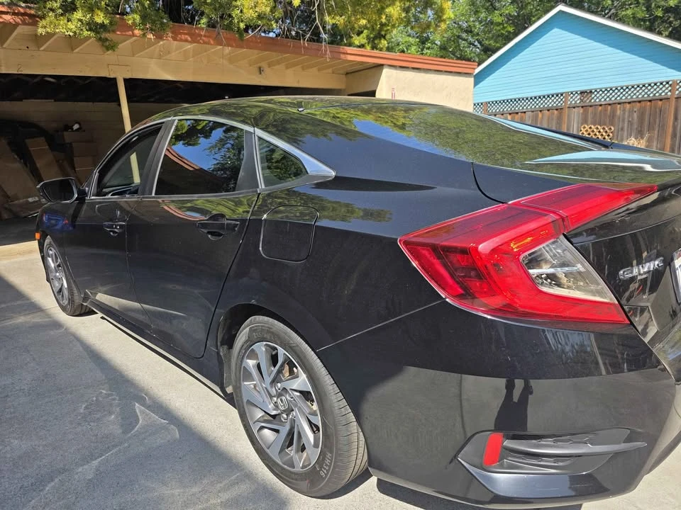 2016 Honda Civic 10th Gen - Image 5 of 18