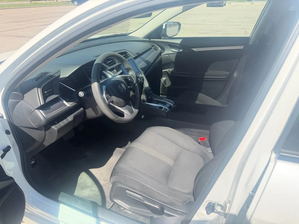 2016 Honda Civic 10th Gen - Image 11 of 12