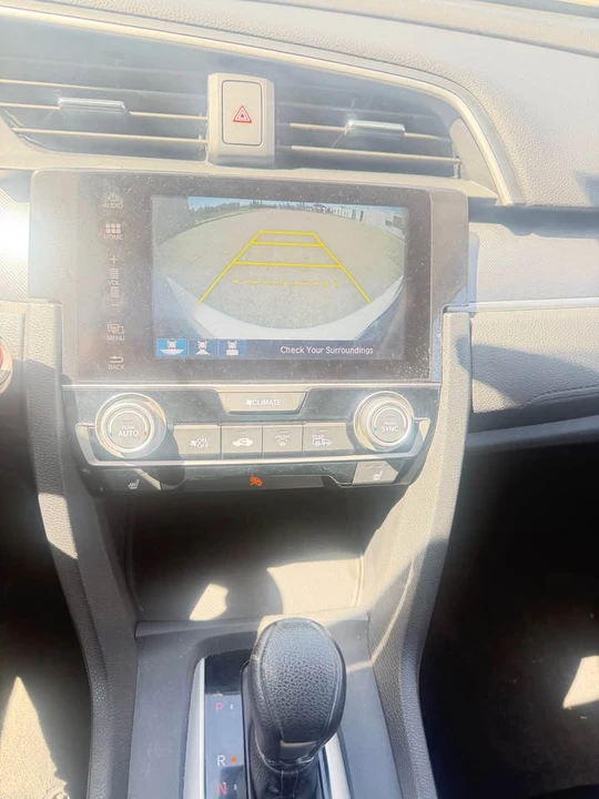 2016 Honda Civic 10th Gen - Image 8 of 12