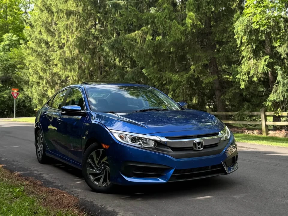 2016 Honda Civic 10th Gen - Image 13 of 15
