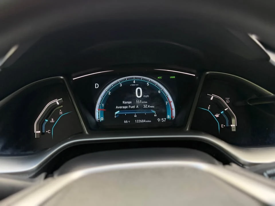 2016 Honda Civic 10th Gen - Image 14 of 15