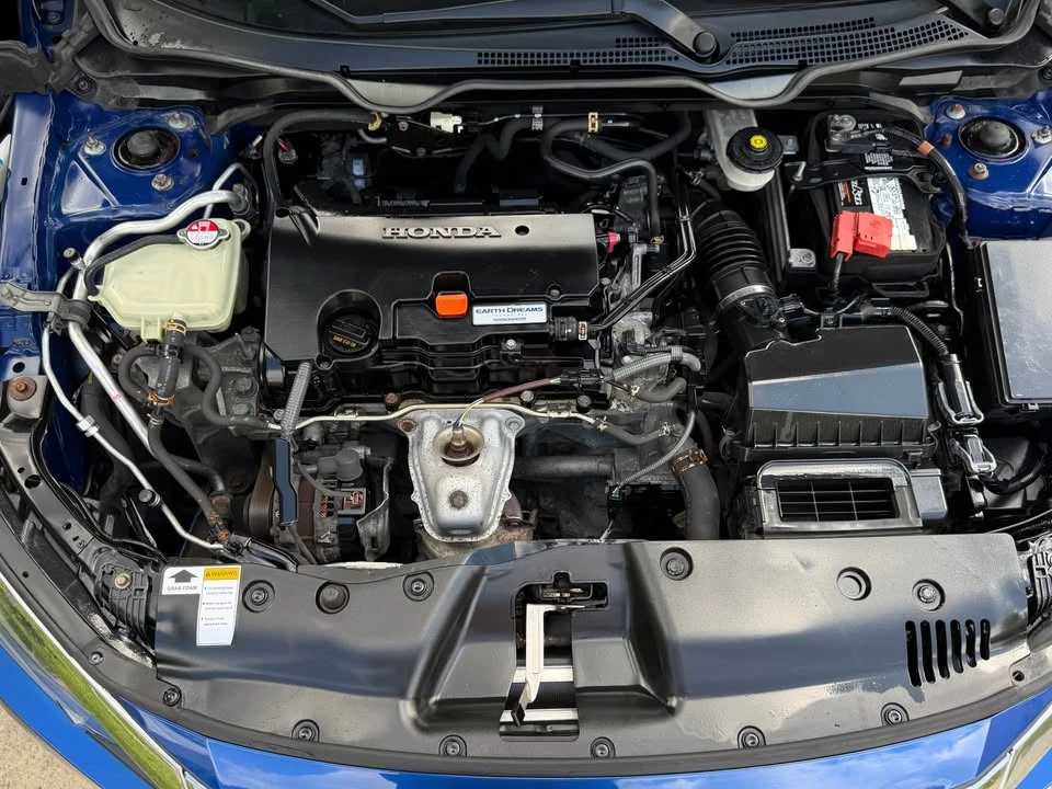 2016 Honda Civic 10th Gen - Image 4 of 15