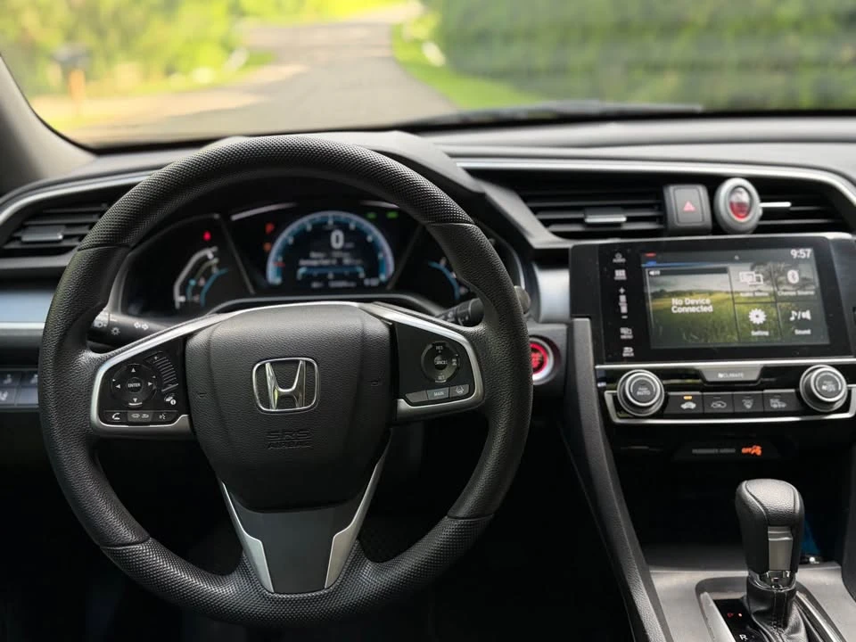 2016 Honda Civic 10th Gen - Image 3 of 15
