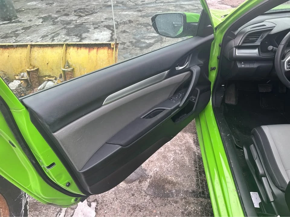 2016 Honda Civic 10th Gen - Image 10 of 14