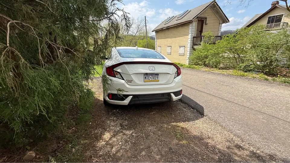 2016 Honda Civic 10th Gen - Image 4 of 7