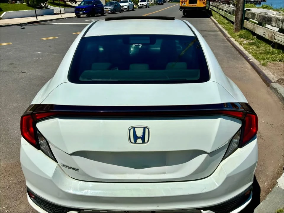 2016 Honda Civic 10th Gen - Image 4 of 6
