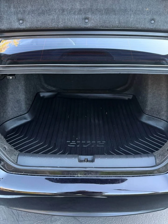 2016 Honda Civic 10th Gen - Image 9 of 16