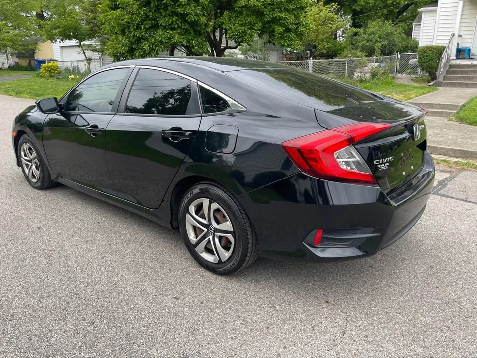 2016 Honda Civic 10th Gen - Image 7 of 15