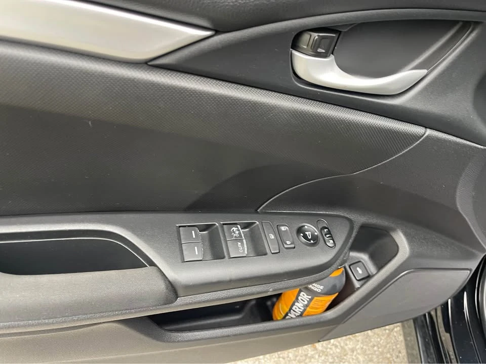 2016 Honda Civic 10th Gen - Image 10 of 15